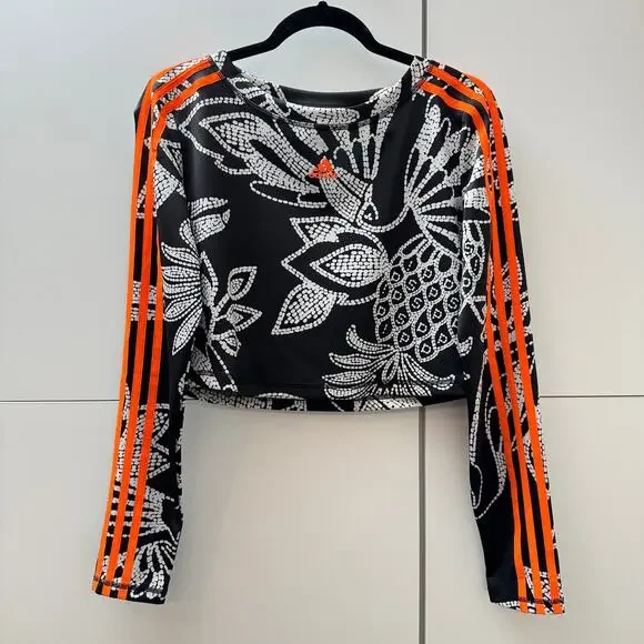 FARM Rio X Adidas Long Sleeve Black White Floral Crop Top - Picture 2 of 5